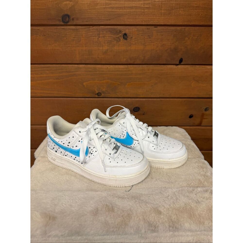 Nike Womans Air Force 1 Custom  sneakers blue/yellow  Sz 5.5 DD8959-100